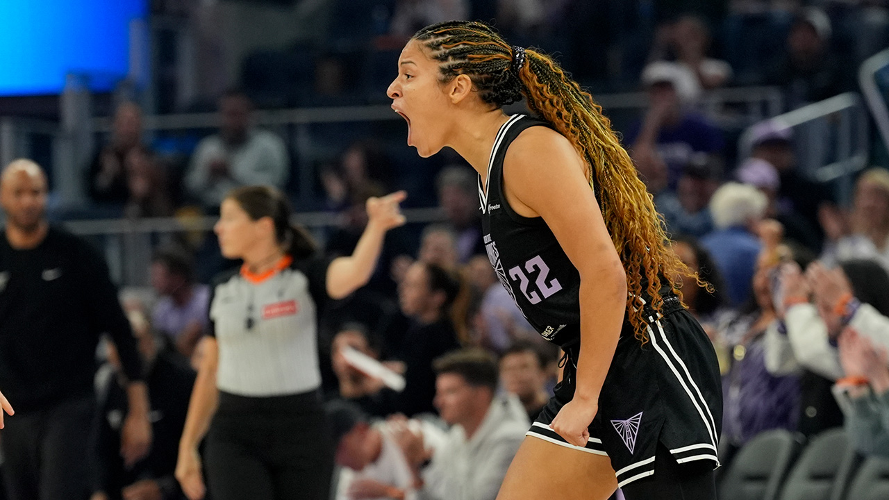 Highlights: The Best of Veronica Burton From 2025 After Winning Most Improved Player Award